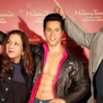 बचपन के दिनों को याद कर भावुक हुए वरुण धवन, बोले- ‘कमाई नहीं होने पर, खर्च कम करना पड़ता था’