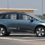 MG मोटर्स ने लॉन्च की विंडसर EV की टैक्सी 'कम्यूट':कीमत ₹13.49 लाख, सिंगल चार्ज पर चलेगी 332 किमी; इसमें 6 एयरबैग्स मिलेंगे