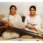 लता मंगेश्कर से इस बात पर नाराज रहती थीं आशा भोसले, खुद बताई थी वजह