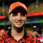 IPL 2026 Record: 100 छक्कों का अनोखा रिकॉर्ड… अभिषेक शर्मा ने किया बड़ा कारनामा, अब सिर्फ इस प्लेयर से पीछे