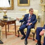 ट्रंप की मेहरबानियां कर्ज हैं पाकिस्तान पर? PAK जर्नलिस्ट ने शहबाज और मुनीर को दिखाया आईना, बोले- अमेरिका से दोस्ती खतरनाक…