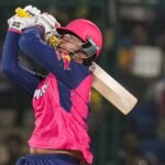 सबसे तेज शतक से चूके वैभव सूर्यवंशी, कोहली ने लपका कैच तो क्यों भड़के 15 साल के युवा बल्लेबाज?