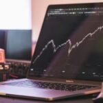 निवेश का गोल्डन मौका! ब्रोकरेज फर्म ने बताए ऐसे शेयर, जहां 55% तक दिख रहा है दमदार अपसाइड