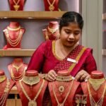 Gold Silver Price Today: शादी सीजन से पहले सोने-चांदी की कीमतों में हलचल जारी, जानिए आज आपके शहर में किस रेट पर बिक रहा सोना