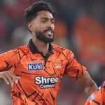 Praful Hinge First Over: 1 रन और 3 विकेट… प्रफुल्ल हिंगे का वो ओवर जिसने पलट दिया पूरा मैच, चारों खाने चित हुए वैभव सूर्यवंशी