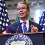 Us:ईरान की नाकाबंदी के बीच अमेरिका का एक और बड़ा फैसला, चीनी तेल रिफाइनरी और 40 कंपनियों पर लगाया प्रतिबंध – Us Imposes Sanctions On China-based Oil Refinery 40 Shippers Over Iranian Oil