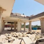 बटेश्वर धाम में बड़ा हादसा:नवनिर्मित कॉरिडोर में यज्ञशाला का गुंबद ढहा, बाल-बाल बचे कर्मचारी – Major Mishap At Bateshwar Dham: Newly Built Corridor Dome Collapses, Quality Under Scanner