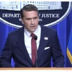 Us:एफबीआई के पूर्व प्रमुख के खिलाफ चलेगा मुकदमा, राष्ट्रपति ट्रंप को जान से मारने की धमकी देने का आरोप – Us Former Fbi Chief James Comey Indicted For Threatening Donald Trump