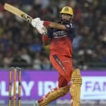 IPL 2026 से बाहर हुई मुंबई इंडियंस, अंतिम गेंद पर RCB की रोमांचक जीत, क्रुणाल पांड्या चमके