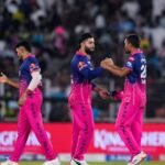 राजस्थान रॉयल्स जीती तो बिगड़ जाएगा इन 4 टीमों का खेल, प्लेऑफ का हैरान करने वाला समीकरण