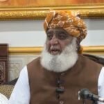 असीम मुनीर को खुलेआम ललकार रहे फजलुर रहमान, कहीं दूसरे इमरान खान न बन जाएं मौलाना, जानें क्या है पूरा माजरा