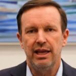 Chris Murphy Criticised Trump: ‘वे घबराहट में एक के बाद एक…’, ओमान को धमकी देने पर अमेरिकी सांसद क्रिस मर्फी गुस्से से लाल, ट्रंप को दी चेतावनी