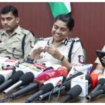 बच्ची की हत्या का मामला:पुलिस की संवेदनहीनता से लोगों में नाराजगी, ठहाके लगाते दिखे पुलिस अधिकारी – Coimbatore Child Murder Case Police Officers Seen Laughing In Press Conference People Angry