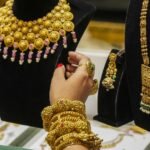 Gold:अमेरिका-ईरान तनाव में नरमी से सर्राफा बाजार में तेजी, ₹1.53 लाख के पार सोना; क्या और बढ़ेंगी कीमतें? – Gold And Silver Surge To Record Highs As Us-iran Strait Of Hormuz Agreement Eases Global Tensions
