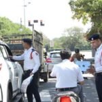 Delhi:ट्रैफिक पुलिसकर्मियों से उगाही करने वाले गिरोह का पर्दाफाश, ऐसे बनाते शिकार; उसूलते रुपये, करते मजबूर – Another Member Of Gang Extorting Delhi Traffic Policemen Arrested