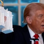 Democrats Warn Trump Officials Not to Pursue Arch Project Without Congress