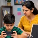 पैरेंटिंग टिप्स: रील्स और गेम्स के आदी हो गए हैं बच्चे? स्क्रीन टाइम कम कराने के लिए अपनाएं ये फॉर्मूला