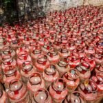 LPG Price Hike: क्या रेट बढ़ने के साथ नियम भी गए हैं बदल? जानें रसोई गैस को लेकर सरकार का रुख