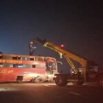 East Delhi:नंद नगरी में अनियंत्रित बस कई वाहनों से भिड़ी, हादसे में एक की मौत; कई घायल – East Delhi: Out-of-control Bus Rams Into Several Vehicles In Nand Nagri; One Person Dies In The Accident.