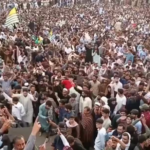 ‘PoK नहीं पाकिस्तान का हिस्सा’, हजारों की भीड़ ने रावलाकोट में तालियों से किया समर्थन, राशन रोकने पर भारत से आस