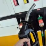 पेट्रोल में 30% इथेनॉल मिलाने के सरकारी फैसले का आप पर क्या असर होगा, क्या घटेंगे ईंधन के दाम?