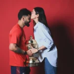 Anushka Sharma Post:विराट जीत के बाद अनुष्का ने शेयर की क्यूट पोस्ट, हार्ट इमोजी बनाकर जीता फैंस का दिल – Anushka Sharma Shared Post With Virat Kohli And Ipl Trophy After Rcb Ipl Win