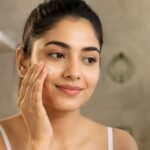 सावन में मेकअप 5 हैक्स से टिकाएं
