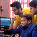 शेयर बाजार में दहाड़ रहा यह स्टॉक, लिस्टिंग के बाद दनादन मार रहा अपर सर्किट; क्या दांव लगाना रहेगा सही?