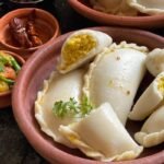 पहली बाइट में ही दिल जीत लेगा बिहार का दाल पीठा, नोट करें सबसे आसान रेसिपी