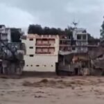 राजोरी-पुंछ में भारी बारिश से तबाही:बाढ़ और भूस्खलन से चार लोगों की मौत, उफान पर नदी; सैकड़ों वाहन भी लापता – Heavy Rainfall Triggered A Flash Flood In Rajouri District Causing Dharhal River To Overflow