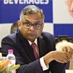 टाटा संस के चेयरमैन पद से एन चंद्रशेखरन ने दिया इस्तीफा