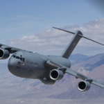 US मिलिट्री एयरक्राफ्ट अचानक पहुंचा रूस, रहस्यमयी लैंडिंग की क्या वजह?