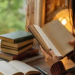 अंग्रेजी सीखने का मजेदार तरीका, इन 5 किताबों से शुरू करें अपनी Reading Journey