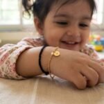 सोने के गोल्ड ब्रेसलेट में ये डिजाइन हैं बेहद खास, नन्ही बिटिया पर खूब जचेंगे