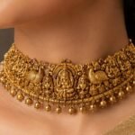 सोने के ये 5 चोकर नेकलेस डिजाइन, साड़ी और लहंगे दोनों के साथ देंगे रॉयल लुक