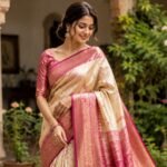 हैंडलूम डे पर पहनें बिहार के ये खूबसूरत हैंडलूम कपड़े, मिलेगा ट्रेडिशनल और स्टाइलिश लुक