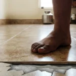 टाइल टूटने से पहले देती है ये आवाज, समय रहते ऐसे करें पहचान