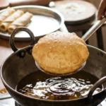 फूली पूड़ी बनाने की आसान ट्रिक