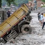नेपाल बाढ़ में 1000 के पार पहुंचा मौत का आंकड़ा, 4 हजार लोग लापता