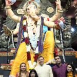 बप्पा के दरबार में अडानी परिवार, प्रणव और करण ने किए ‘चिंचपोकली च्या चिंतामणी’ के दर्शन