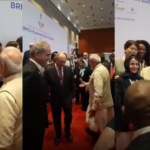 पीएम मोदी के साथ फोटो खिंचवाने की होड़, ब्रिक्स सम्मलेन के दौरान अनोखा नजारा