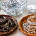 काली पड़ चुकी चांदी को ऐसे करें साफ, पायल और अंगूठी फिर दिखेंगी नई जैसी