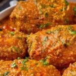 Stuffed Aloo Dum Recipe: आलू में भरी ऐसी स्टफिंग, स्वाद लेते ही कहेंगे वाह