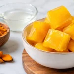 चेहरे को ठंडक देने के लिए बनाएं हल्दी के Ice Cubes, सिर्फ 2 चीजों से हो जाएंगे तैयार