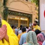क्या अब प्रेमानंद महाराज का कभी नहीं हो पाएगा दर्शन? दीक्षा उपस्थिति अनिश्चितकाल के लिए बंद
